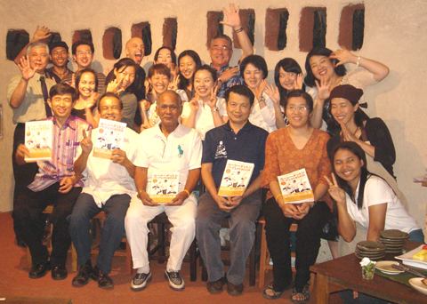 チェンマイにて「ルーシーダットン パーフェクトBOOK」出版記念パーティー開催