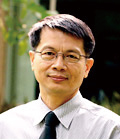 日本タイマッサージ協会名誉会長：チェンマイ大学心理学博士 ソンバット・タパンヤ氏
